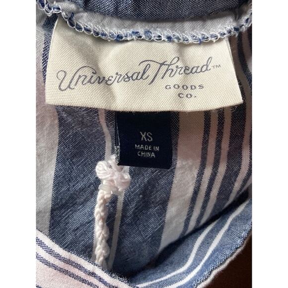 Denim Blue & White Striped Button Crop Top - Universal Threads - XS - Picture 6 of 6